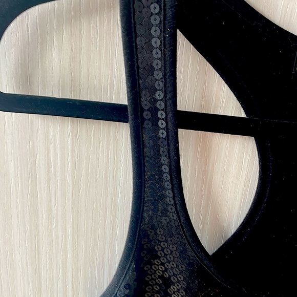 Sexy Sequined Tank Top - Picture 5 of 8